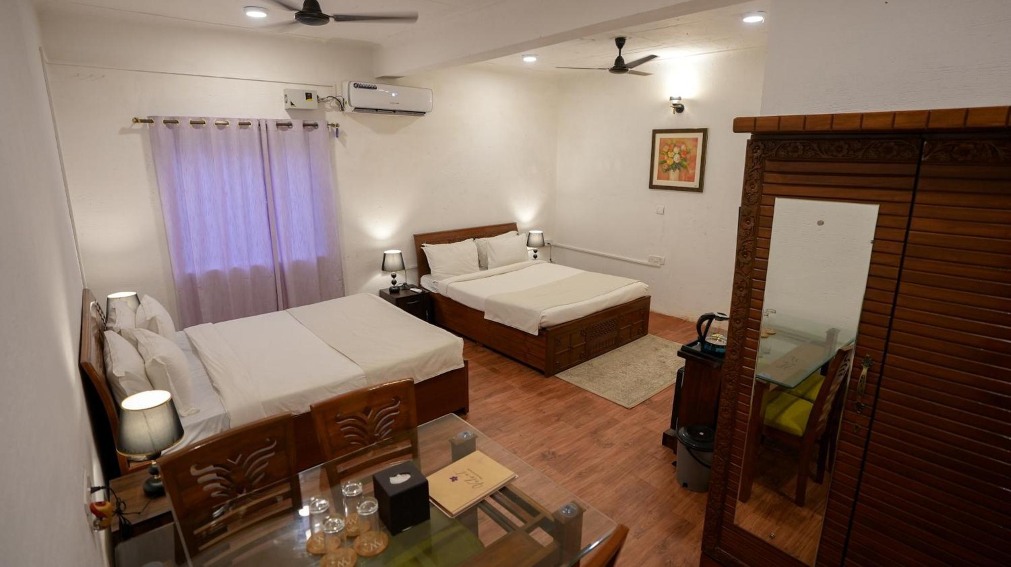 Whiteflower Resort Morjim Dış mekan fotoğraf